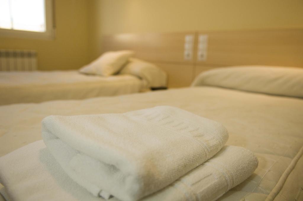 Hostal Europa 카스테혼 외부 사진
