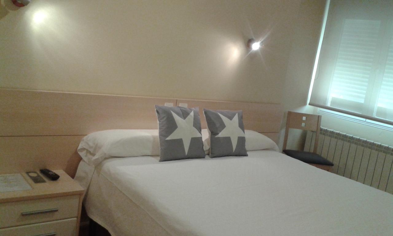 Hostal Europa 카스테혼 외부 사진